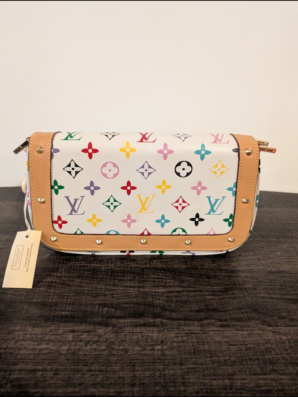 Louis Vuitton Multicolor Monogram White Canvas Crossbody Bag. BROKEN CLASP.